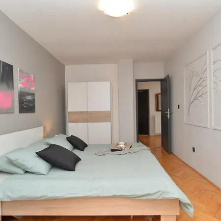 Miro 843 Semesterbostad Fažana